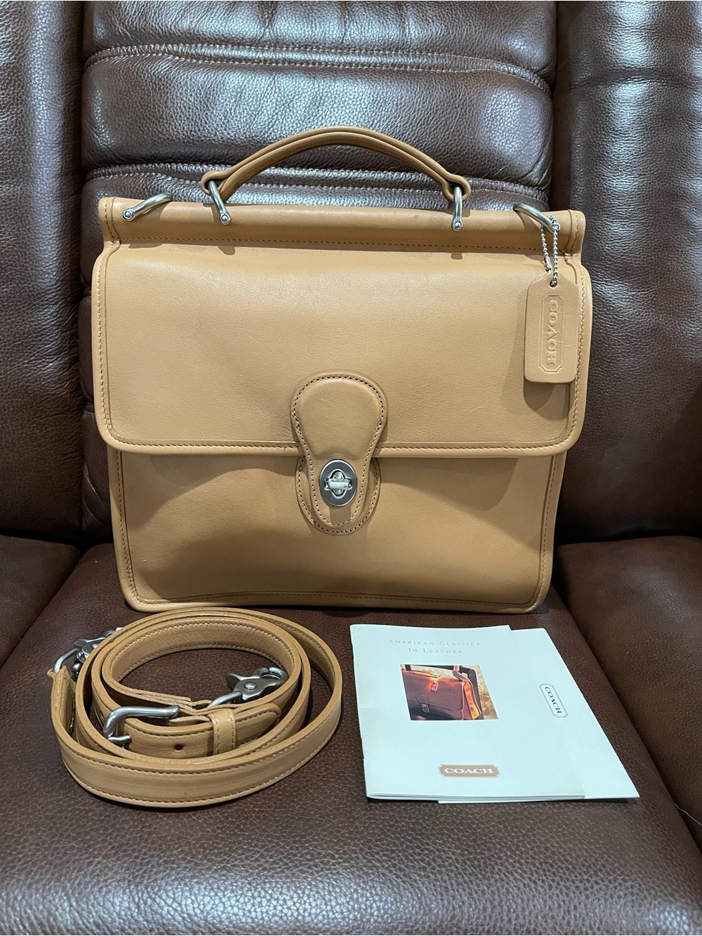 Vintage Coach Willis Bag